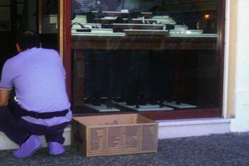 ΒΙΝΤΕΟ-Ληστεία με λεία 100.000 ευρώ