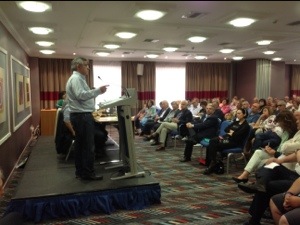 ΦΩΤΟ-Η εκδήλωση της Κίνησης των 75