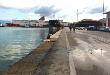 ΒΙΝΤΕΟ-Η μοιραία βουτιά του αυτόχειρα
