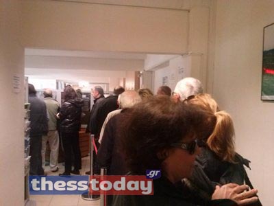 ΒΙΝΤΕΟ-Ουρά στη ΔΕΗ για… διακανονισμούς