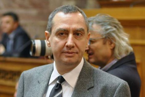 Μιχελάκης: Διώχνουν παράνομα τον χρυσό