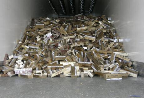 Λαθραία τσιγάρα δηλώθηκαν… ηλεκτρικές σκούπες