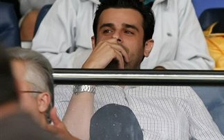 Διαψεύδει και ντύνεται στα χακί ο Βιντιάδης