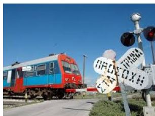 Βόλος: Τρένο παρέσυρε Ι.Χ.