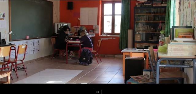 ΒΙΝΤΕΟ-Ένα θρανίο,μία μόνο μαθήτρια στη Γαύδο