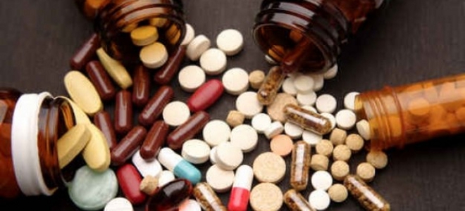 10 συλλήψεις για παράνομα φάρμακα