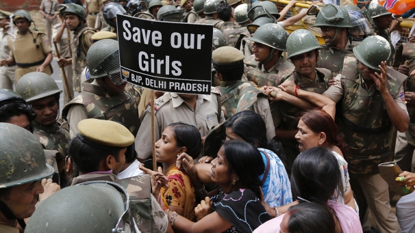 Προσπάθησαν να φτάσουν στα σπίτια πολιτικών