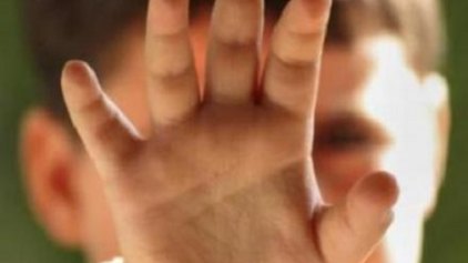 Στα “αζήτητα” ένα παιδάκι 2,5 ετών