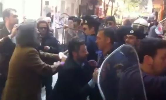 Με δύο τραυματίες έληξε η ένταση στη Θεσσαλονίκη