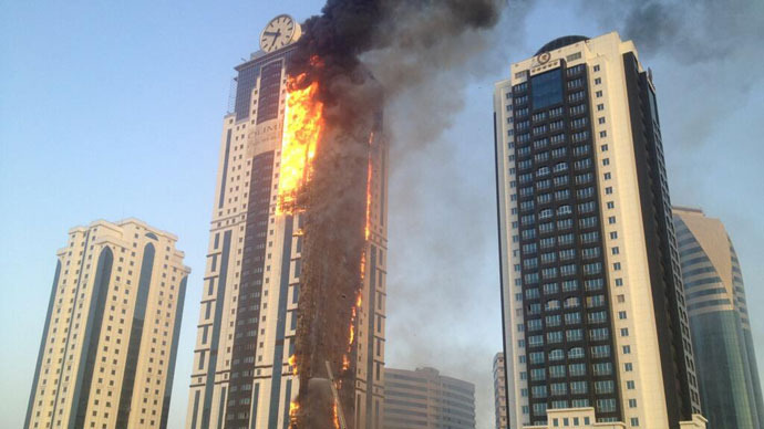 Κάηκε ουρανοξύστης στο Γκρόζνι