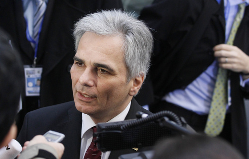 Διαπραγματεύσεις για το τραπεζικό απόρρητο