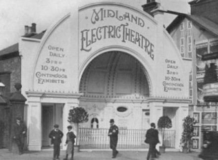 Σαν σήμερα άνοιξε ο πρώτος κινηματογράφος