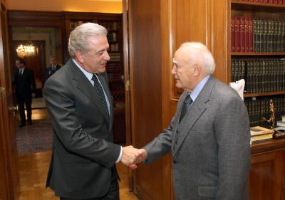 Συνάντηση Παπούλια – Αβραμόπουλου