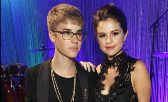 Ξανά μαζί Biber – Selena Gomez