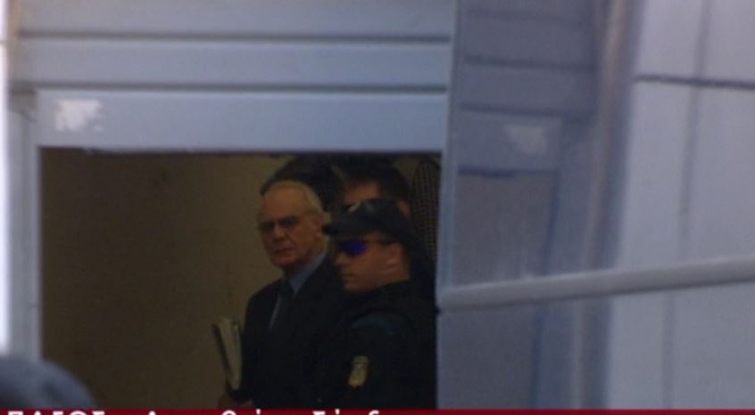 ΤΩΡΑ-Διεκόπη η δίκη για μία ώρα