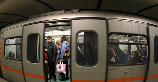 Άνοιξε ο σταθμός μετρό Αμπελοκήπων