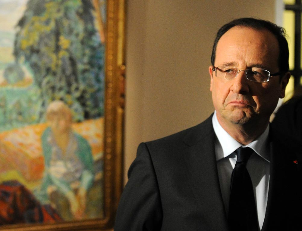 Αντεπίθεση Ολάντ με… “εξυγίανση”