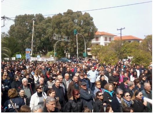 BINTEO-Κάτοικος Ιερισσού: Έβαλαν πιστόλι στον κρόταφο γυναίκας