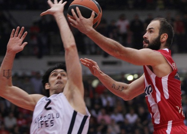 Live:Ολυμπιακός-Εφές 52-40 (30’)