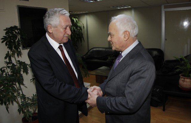 Συνάντηση Κουβέλη-Μανιτάκη πριν την σύσκεψη με την τρόικα