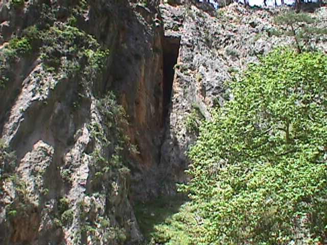 27χρονος νεκρός σε χαράδρα