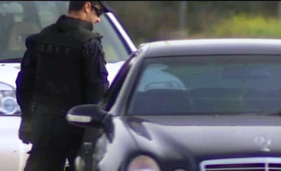 Βρέθηκε μισοκαμμένο το αυτοκίνητο των δραστών του Ωρωπού