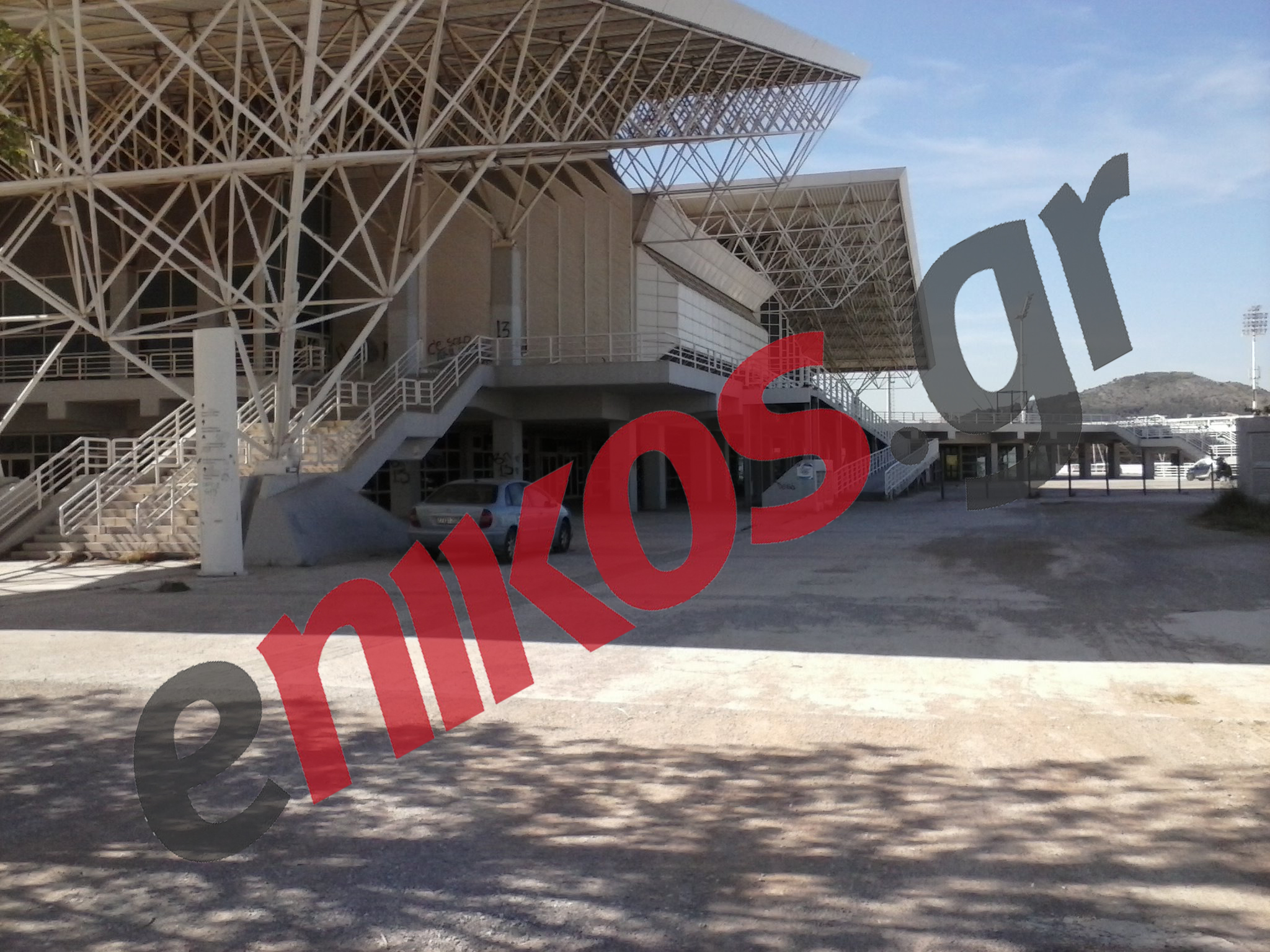 ΦΩΤΟ: Πως να παρκάρετε παράνομα στο ΟΑΚΑ