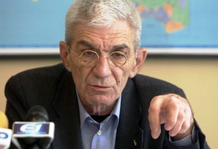 Μπουτάρης:Η αλβανική σημαία στο δημαρχείο για την… αδελφοποίηση