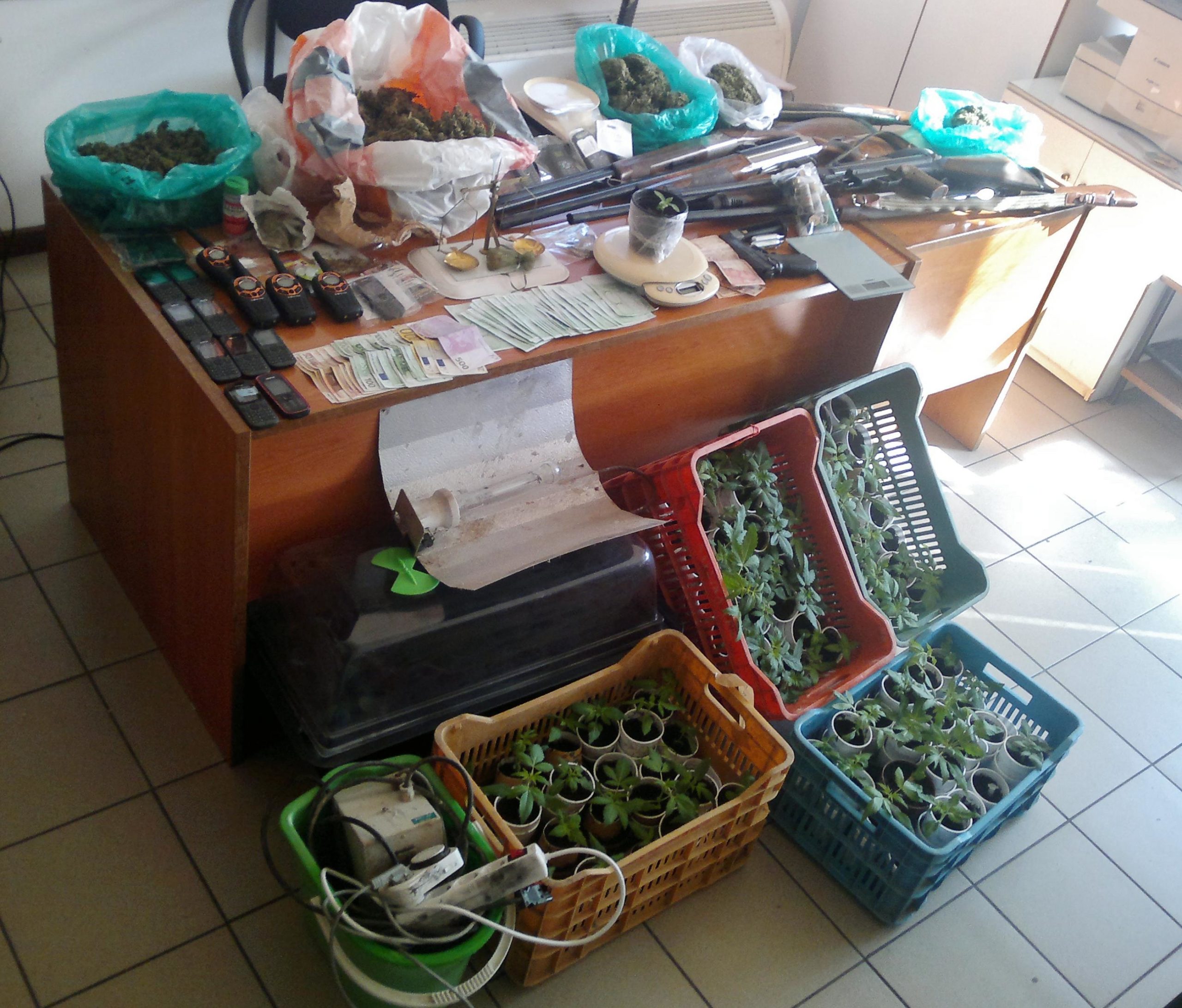 Συνελήφθη με 300 κιλά κάνναβης