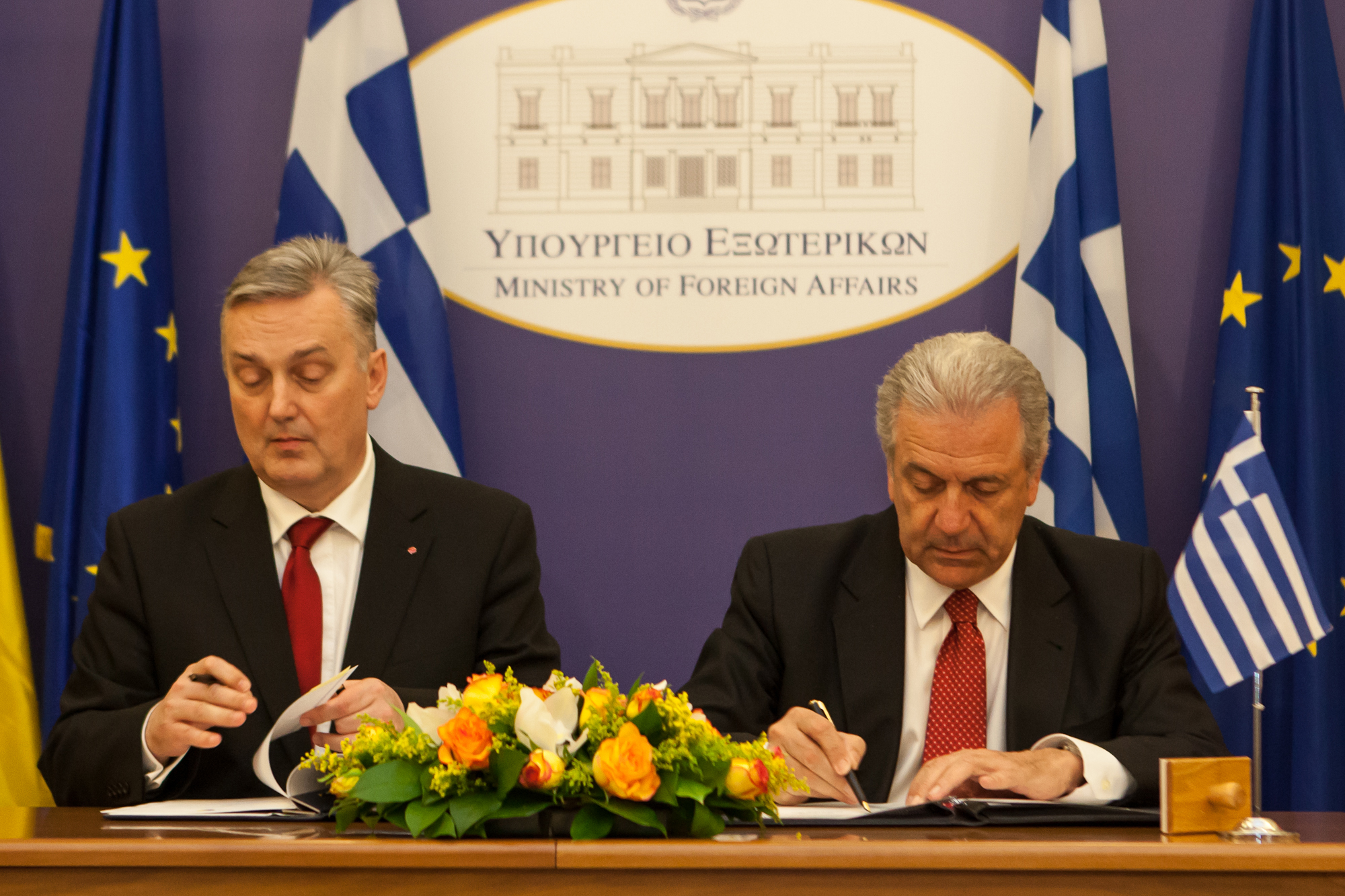 ΦΩΤΟ-Συνάντηση Αβραμόπουλου – Λαγούμτζια