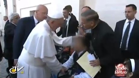 ΒΙΝΤΕΟ-Έκανε εξορκισμό ο Πάπας;