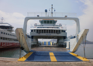 Σαλαμίνα- 9 φέρι μπόουτ για 20 ημέρες