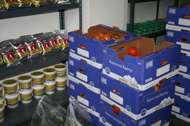 Διανομή τροφίμων στο Ηράκλειο