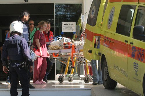 ΦΩΤΟ-Η αεροδιακομιδή του 11χρονου