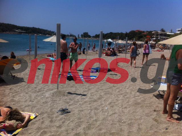 Καταγγελία: Πλήρωσαν είσοδο αλλά δεν έχουν ξαπλώστρες