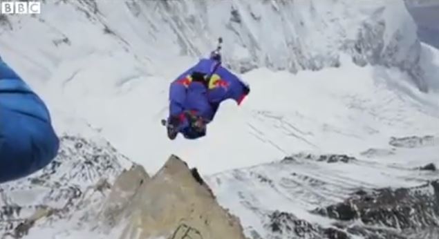 Επετειακή πτώση από το Έβερεστ