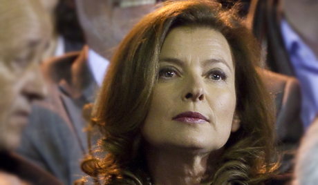 «Φθηνότερη» η νέα πρώτη κυρία της Γαλλίας