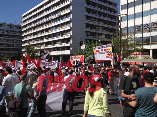 ΤΩΡΑ-Η συγκέντρωση του ΠΑΜΕ