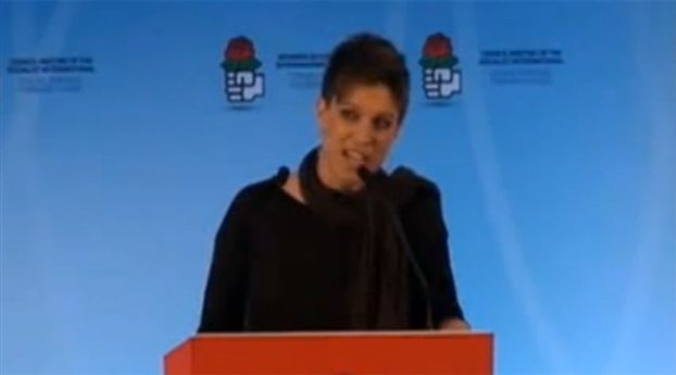 Ο Τσίπρας βλέπει την Ισπανίδα που τα έψαλε στον ΓΑΠ