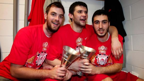 ΒΙΝΤΕΟ-Χαμός στα αποδυτήρια