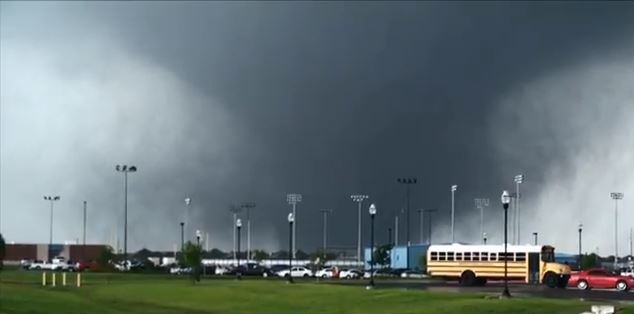 ΒΙΝΤΕΟ-Απίστευτες εικόνες από την Οκλαχόμα
