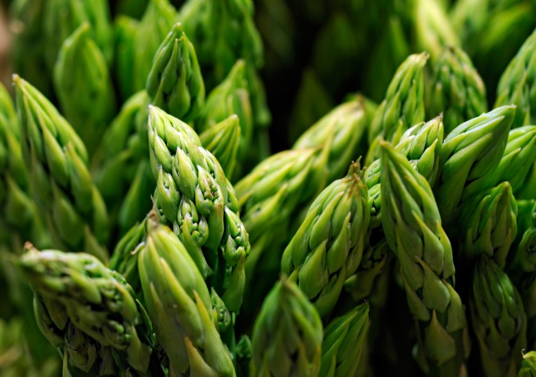 Σπαράγγια.Πολλά οφέλη, λίγες θερμίδες!