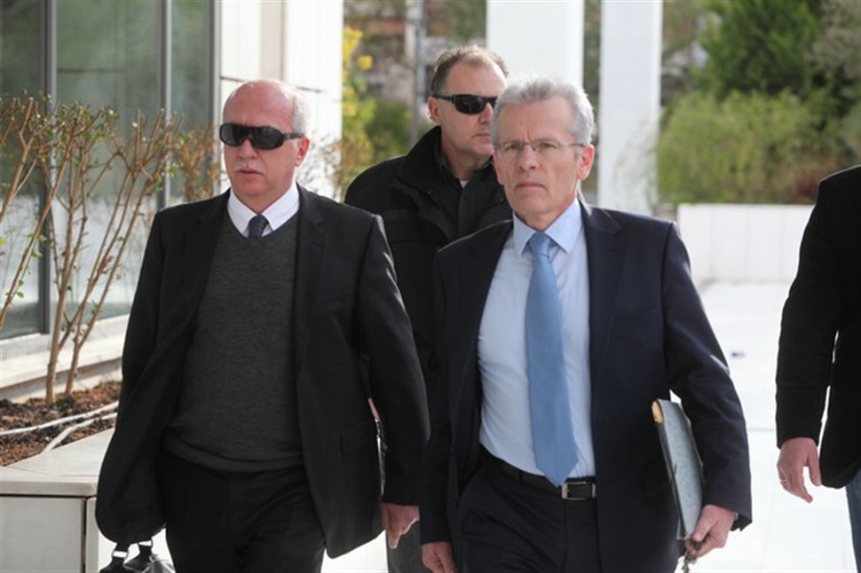 Αντικαταστάθηκαν οι Πεπόνης και Μουζακίτης