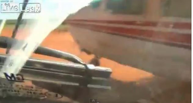 ΒΙΝΤΕΟ-Καταδίωξη αεροπλάνου με ναρκωτικά