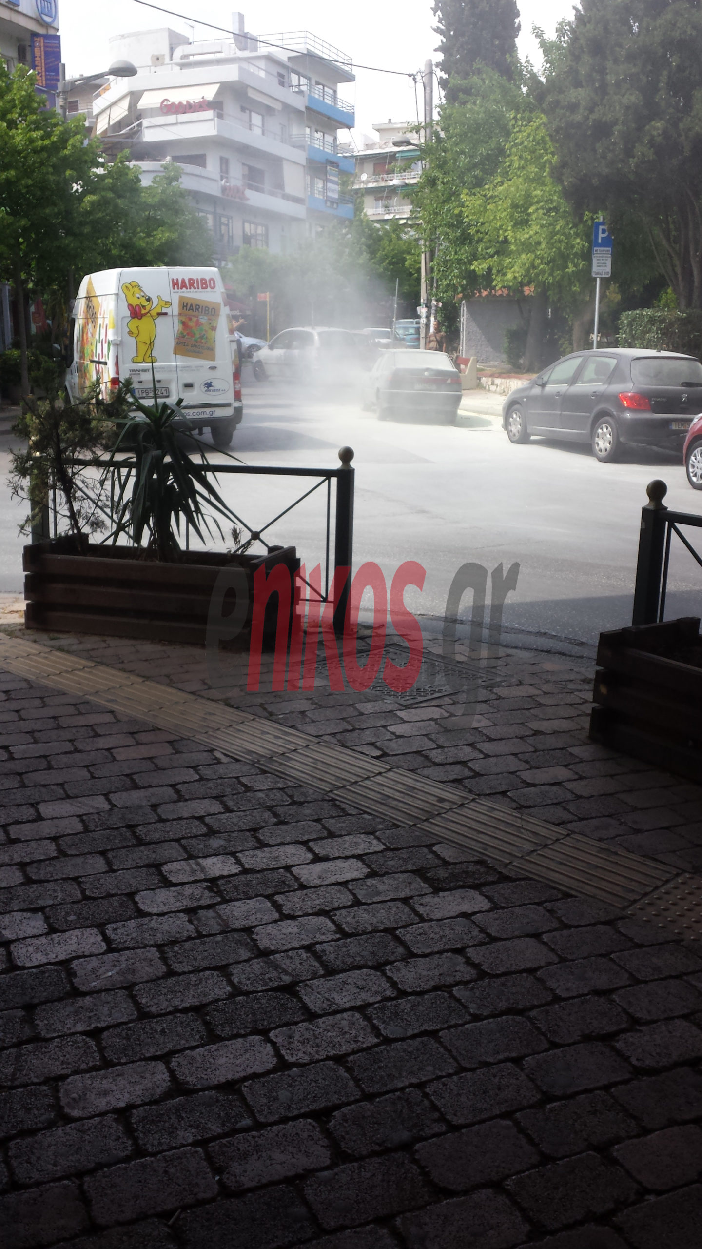 ΤΩΡΑ-Φωτιά σε ΙΧ στον Ηλεκτρικό στο Μαρούσι