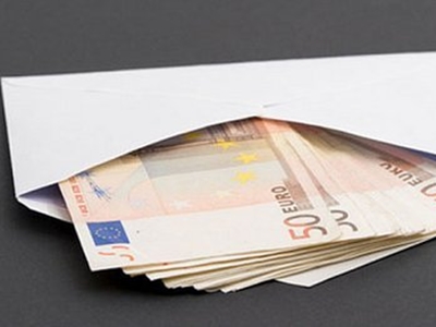 Καθαίρεσαν τον συνδικαλιστή του ΙΚΑ