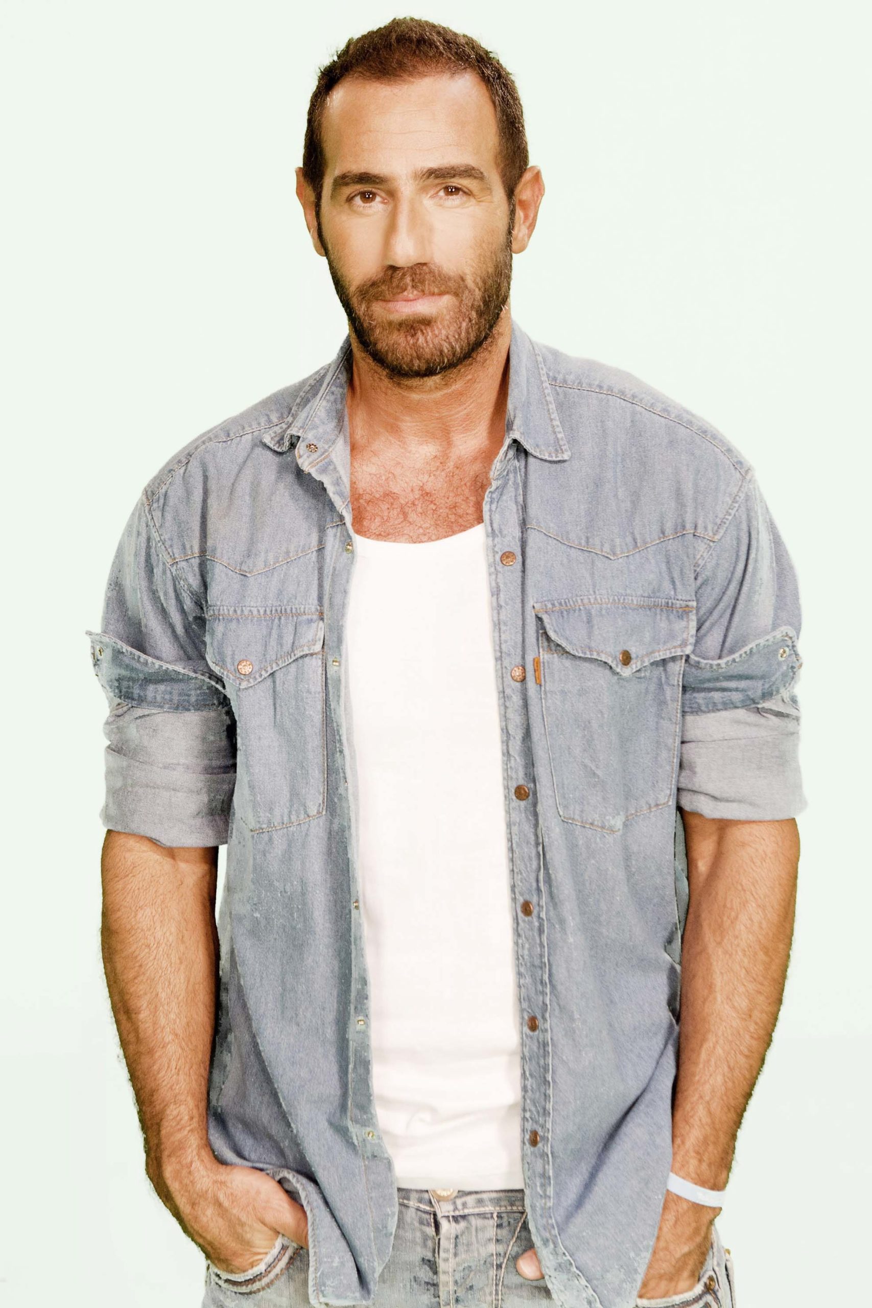 Απόψε το βίντεοκλιπ του Κανάκη στον αέρα