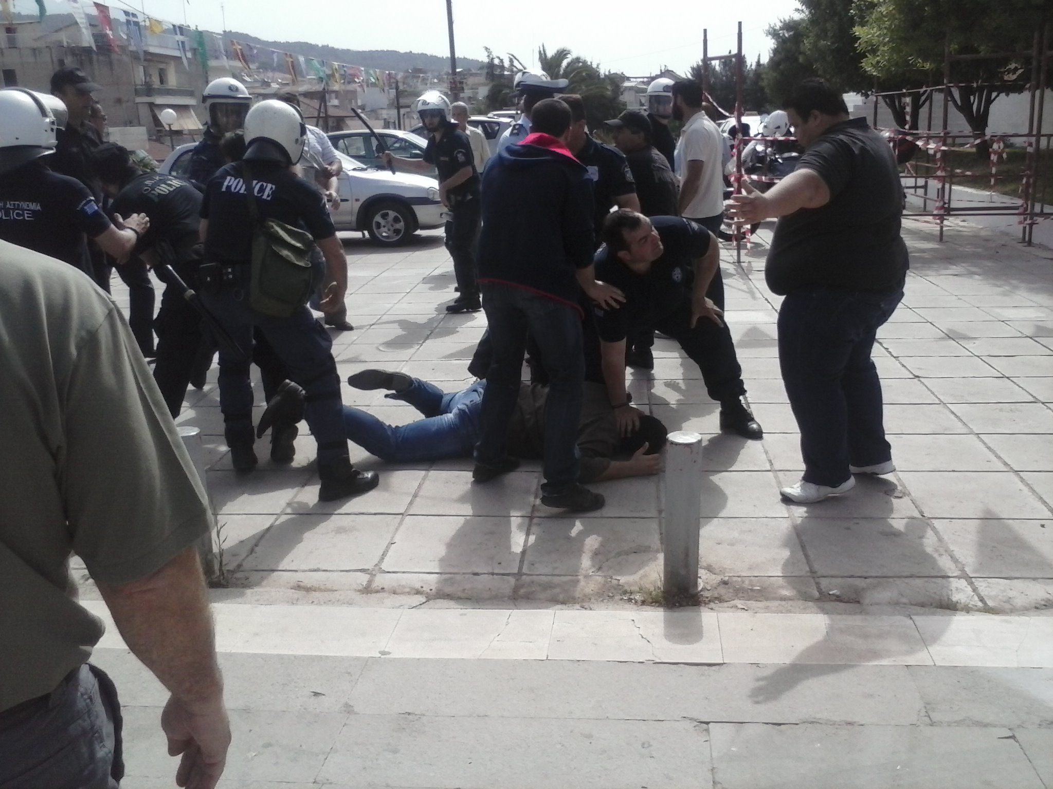 ΒΙΝΤΕΟ-Η ένταση με τον Μπαρμπαρούση