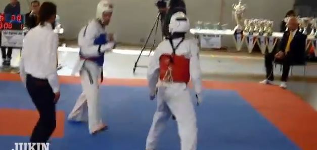 ΒΙΝΤΕΟ-Την…έφαγε ο διαιτητής