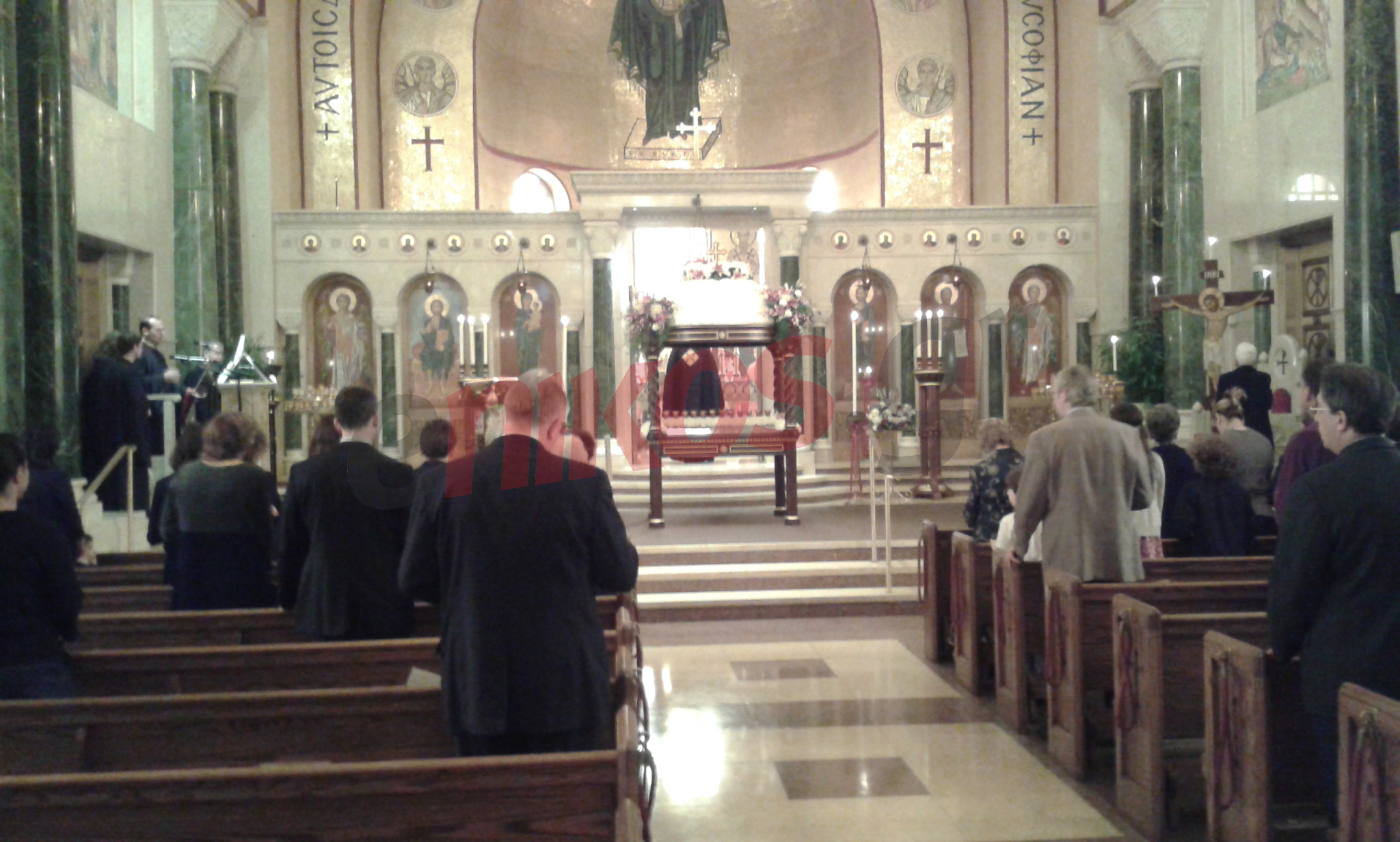 ΦΩΤΟ – Η Αποκαθήλωση στην Ουάσινγκτον